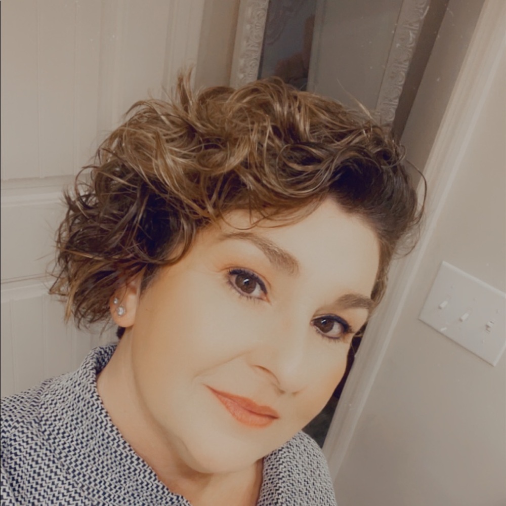 Meet your Posher, Teresa